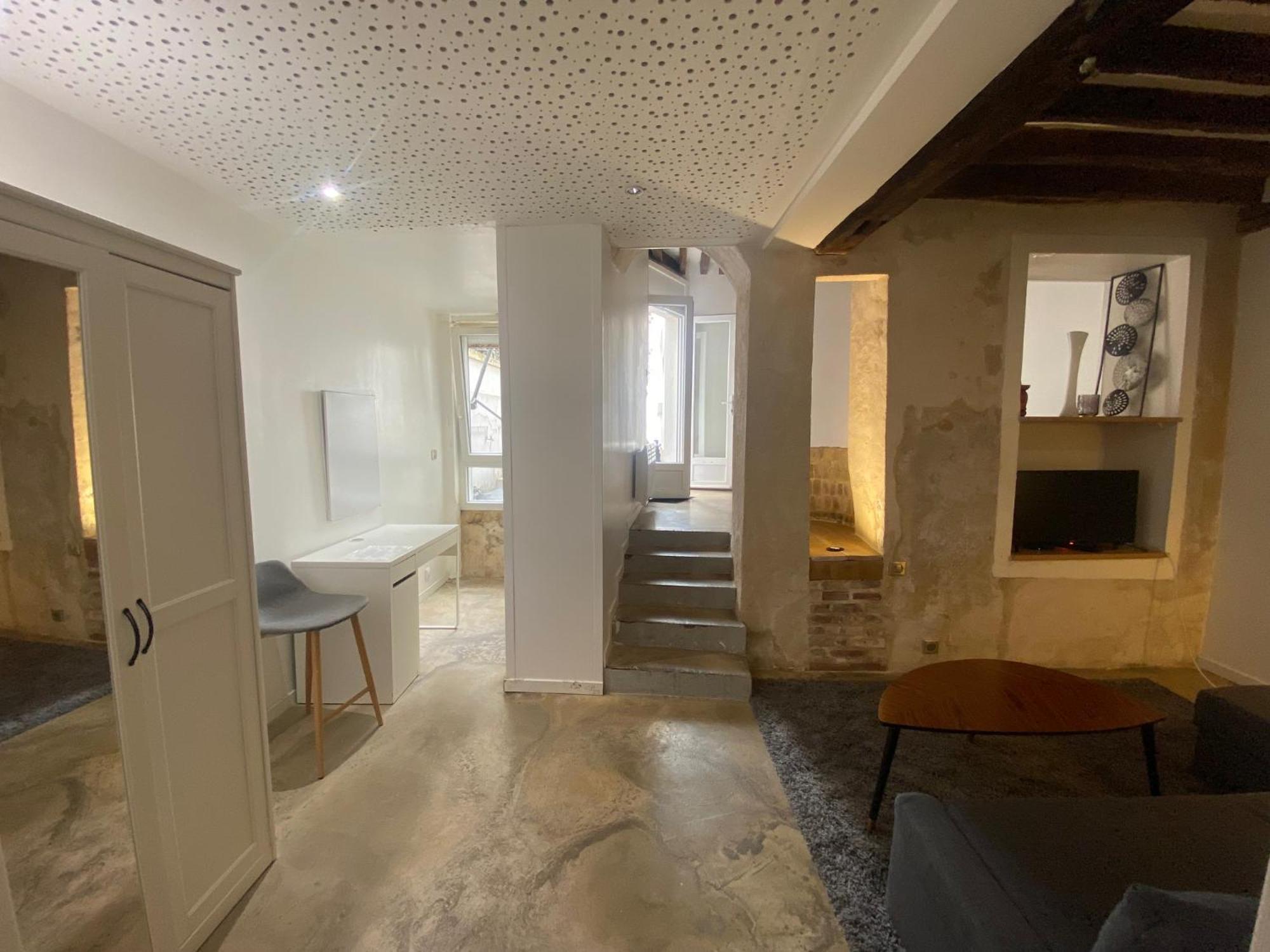 Atypique Cosy Et Hyper Centre 10eme Pres Du Canal Saint-martin Appartement Parijs