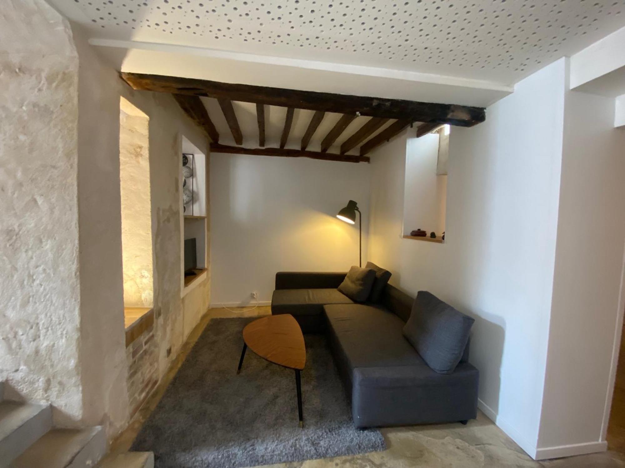 Appartement Atypique Cosy Et Hyper Centre 10eme Pres Du Canal Saint-martin Paris